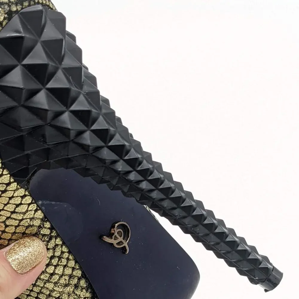 Rachel Rachel Roy Gold Black Kimi Scale Pattern Sculpted Studded Platform Size 8